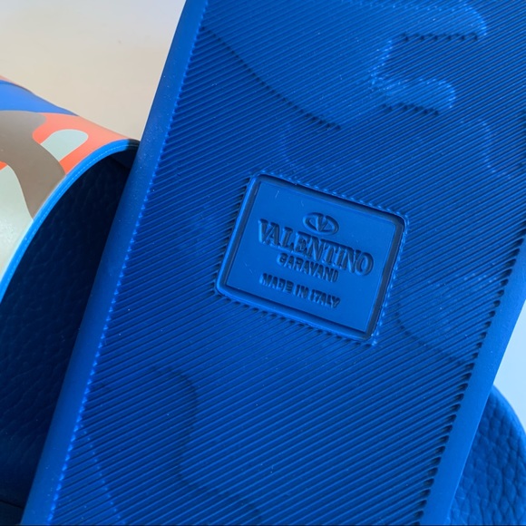 NEW Valentino Camo Print Slides - Picture 9 of 11